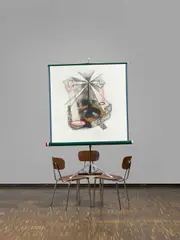 Diango Hernández, "Mother - that's why nobody can find us", 2006, Drei Stühle und Mischtechnik auf Projektor-Leinwand mit Ständer