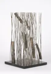 Brigitte und Martin Matschinsky-Denninghoff, Ohne Titel, 2000, Messing und Zinn auf Schiefer