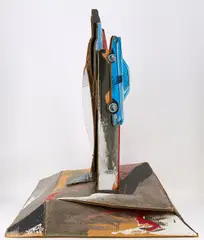 Wolf Vostell, Cadillac-Brunnen, 1987, Farbsoffset auf Wellpappe, zwei ineinander gesteckte Teile