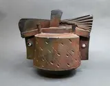 Jeff Mincham, Sculptural pot