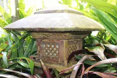 Phillip Luxton, Lantern