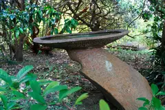 Phillip Luxton, Cantilevered birdbath