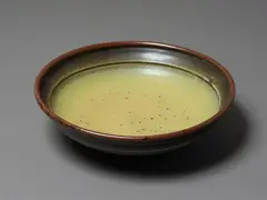 Len Castle, Large rimmed bowl