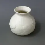 Aquarium vase by Crown Lynn Potteries, sold Mar 2022