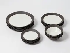 Jens Quistgaard for Dansk, A quantity of ‘Flamestone’ dinnerware
