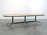 Charles and Ray Eames, A segmented meeting table