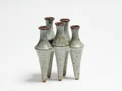 Five conjoined vases by Len Castle, sold Sep 2020