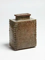 Early branch pot by Len Castle, sold Sep 2020