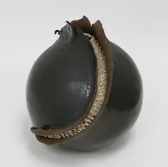 Patti Meads, Stoneware sculptural vase