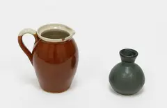 O.C Stephens, Small hand potted vase