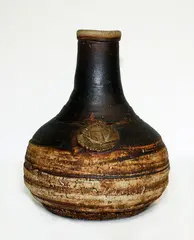 Stoneware carafe by Len Castle, offered Feb 2018