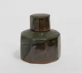 Peter Stichbury, Tenmoku glaze stoneware bottle