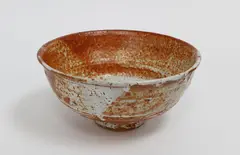 Stoneware bowl by Len Castle, sold Feb 2018