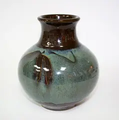 Peter Shearer, Ovoid vase
