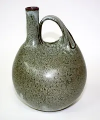 Pouring vessel by Len Castle, sold Oct 2016