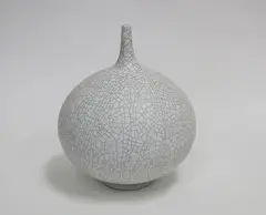 Ovoid vase by Peter Collis, offered Jun 2016