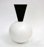 Peter Collis, Ovoid white vase