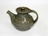 Stoneware teapot by Warren Tippett, sold Jun 2016