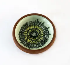 Slip trailed earthenware bowl by Len Castle, sold Feb 2016
