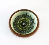 Len Castle, Slip trailed earthenware bowl