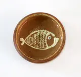 Len Castle, Slip trailed pin dish
