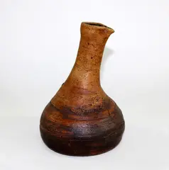 Stoneware pouring flask by Len Castle, sold Feb 2016