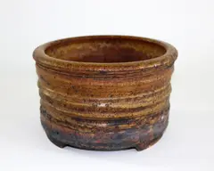 Stoneware planter by Len Castle, sold Feb 2016