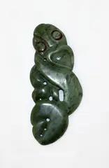 Mike Higgs, Stylised pounamu Hei Tiki.