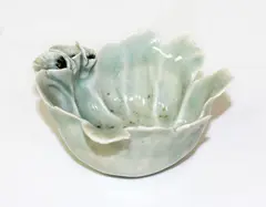 David Brokenshire, A porcelain flower form bowl