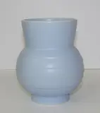 Hand potted vase by Ernest Shufflebotham for Crown Lynn, sold Sep 2015