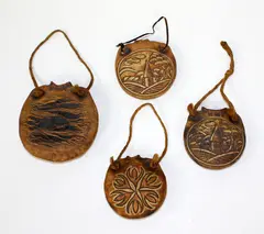 Del Noakes, Four small stoneware wall vases