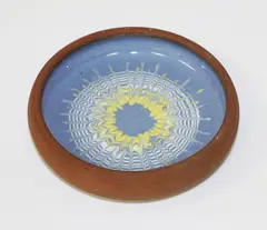 Early stoneware dish by Len Castle, sold Sep 2015