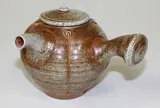 Duncan Shearer, Stoneware soda fired lidded teapot
