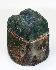 Small stoneware lidded box by Len Castle, sold Sep 2015