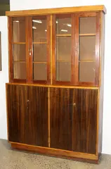 Roy Lippincott, Museum Display cabinet
