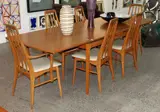 Peter Hvidt, A large and impressive teak extending dining table