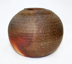 Estelle Martin, Anagama fired vase