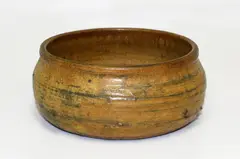 Stoneware bowl by Len Castle, offered Feb 2015
