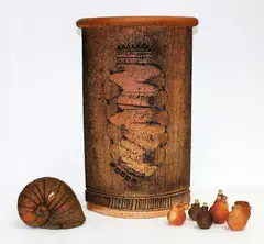 Matius Cuch, Floor vase, seven miniature vases and a ceramic cornucopia