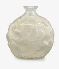 ‘Ormeaux’ by René Lalique, offered Oct 2014