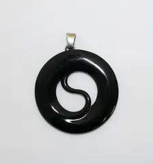 Donn Salt, Pounamu pendant