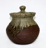 Warwick Lidgard, Stoneware lidded jar