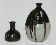 Stoneware vase by Barry Brickell, sold Mar 2014