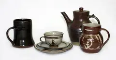 Harry & May Davis, (Crewenna Pottery)