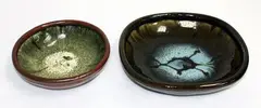 Two stoneware bowls by Don Thornley, sold Mar 2014