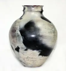 Sheila Brown, Raku fired ceramic pot
