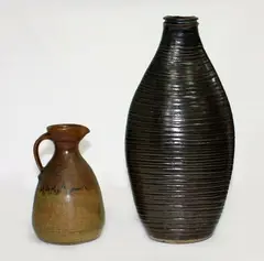 Richard Cadness, Stoneware vase