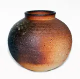 Estelle Martin, Anagama fired rounded stoneware vase