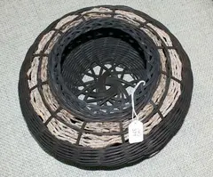 Bowl form by Ruth Castle, sold Jul 2013