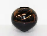Peter Collis, Stoneware vase